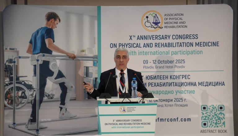 Professor apresenta pesquisa da UNISUAM em congresso internacional sobre medicina física e reabilitação.